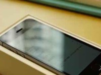 以iPhonese用起来怎么样？（一款性价比超高的iPhone选择）