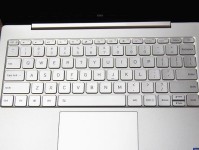 小米电脑12.5（细腻屏幕、出色性能和长续航，让您工作与娱乐无忧）