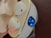 探索iPhone无线耳机的性能和功能（带您了解iPhone无线耳机的特点和使用体验）