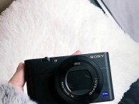 Sony黑卡M5超越期待，重新定义高端手机摄影体验（拍照专家绽放光芒，让每个瞬间成为永恒的回忆）