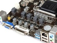 以驰B75主板装机教程